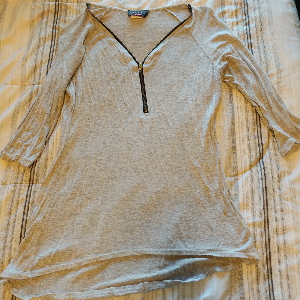 3/4 length shirt